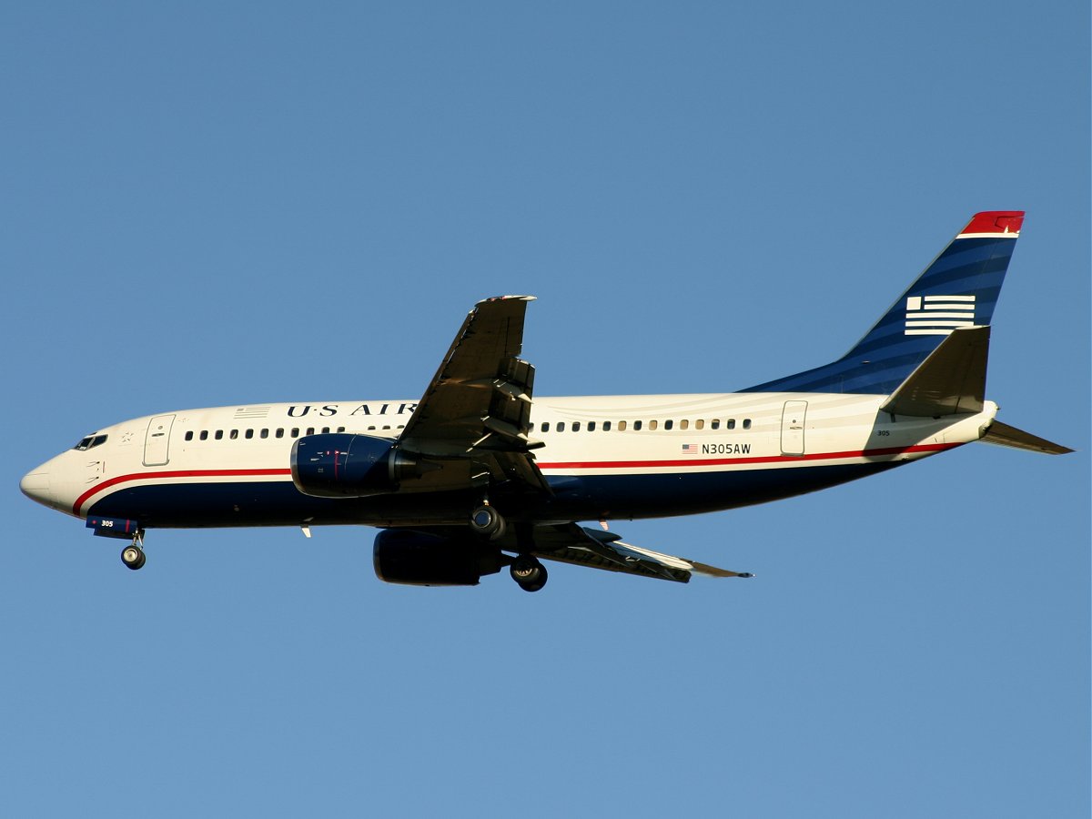 N305AW