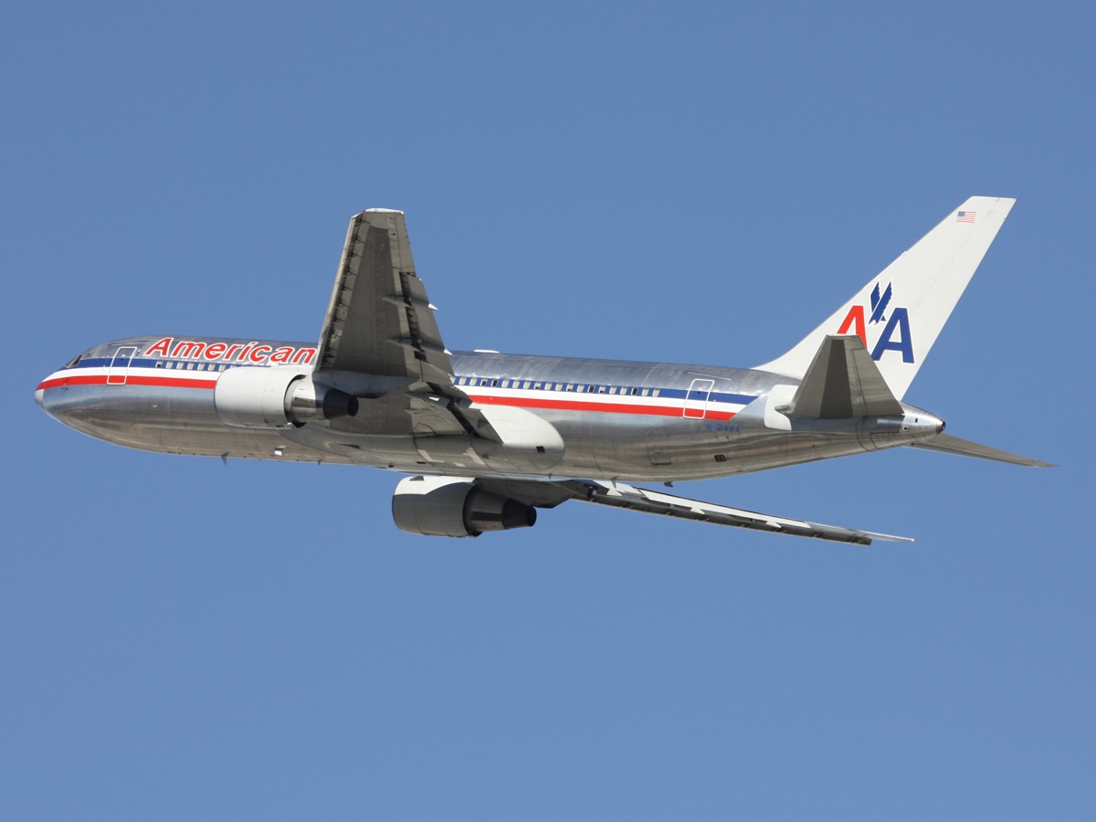 N324AA