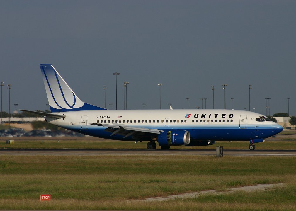 N376UA"