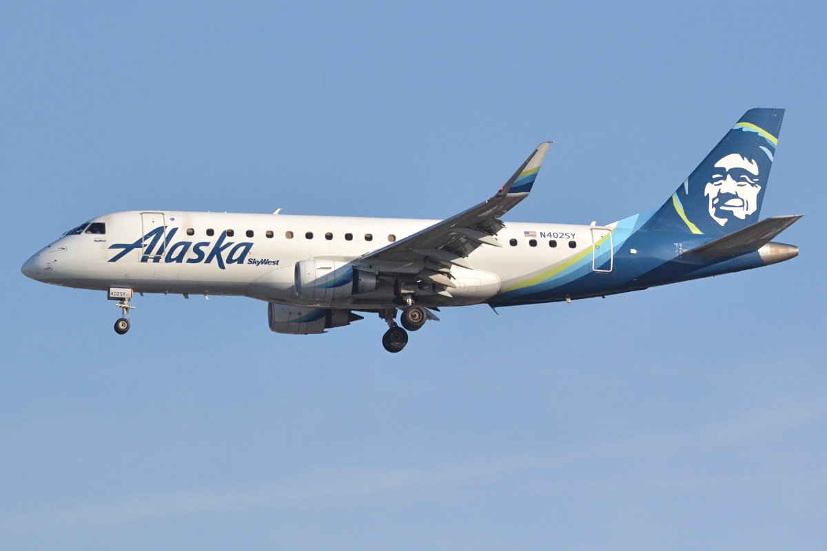 N402SY