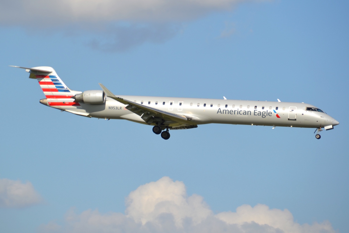 N953LR